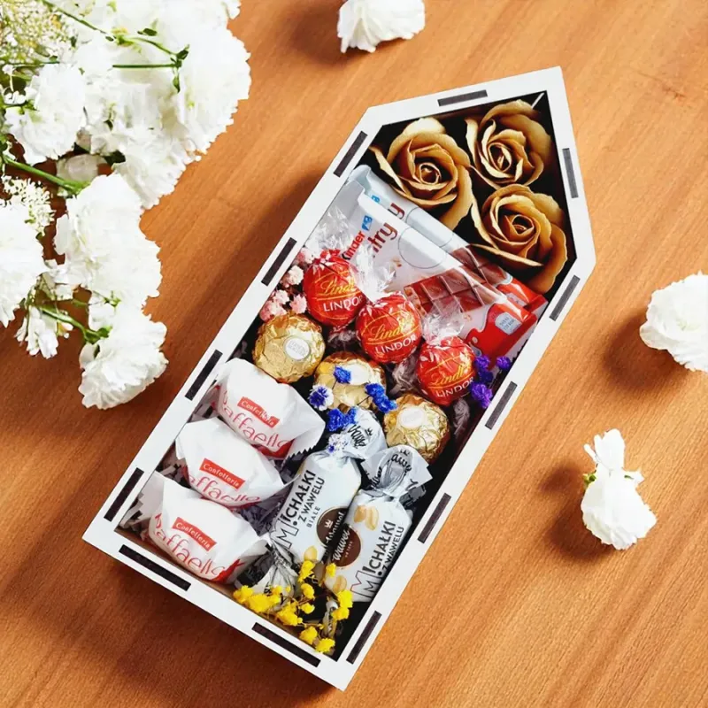 Wnętrze kredkowego boxu