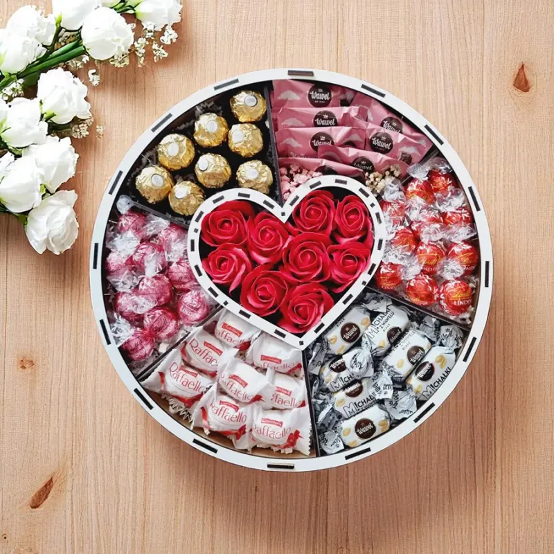 Wnętrze pudełka dla wychowawcy