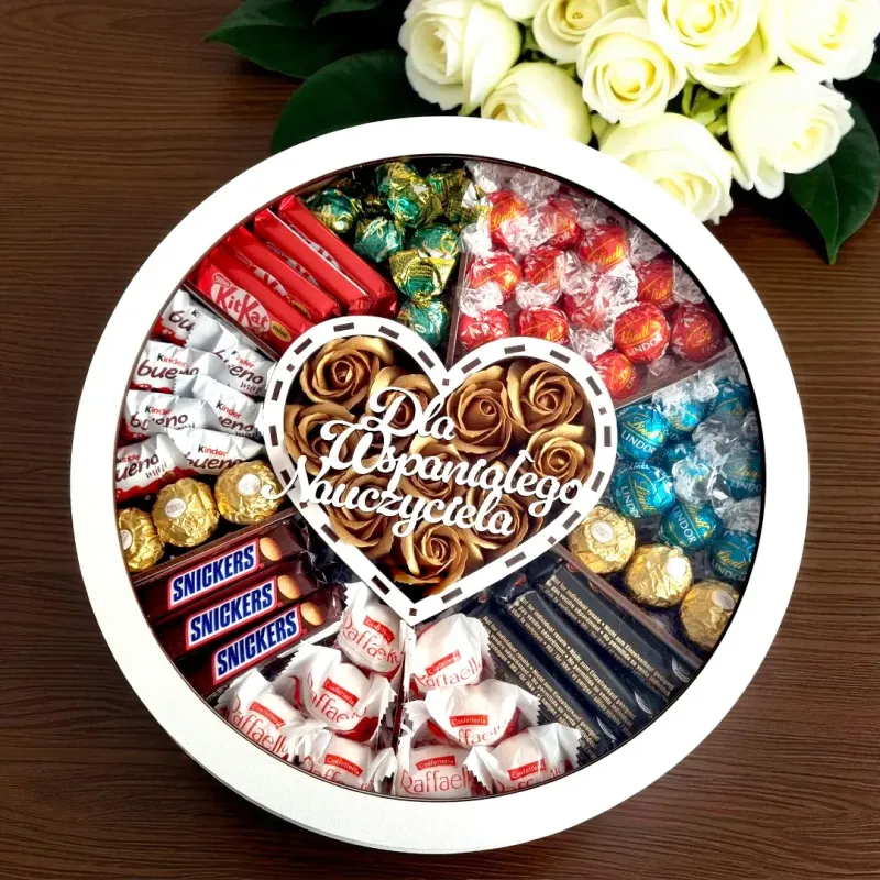 Okrągły box dla wychowawcy z napisem