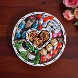 Wnętrze okrągłego pudełka dla nauczyciela