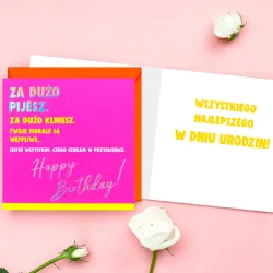 Neonowy karnet Quadro dla przyjaciółki z pomarańczową kopertą.