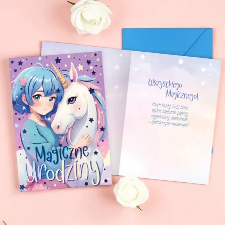 Karnet z jednorożcem, pastelowym tłem, niebieską kopertą i życzeniami.