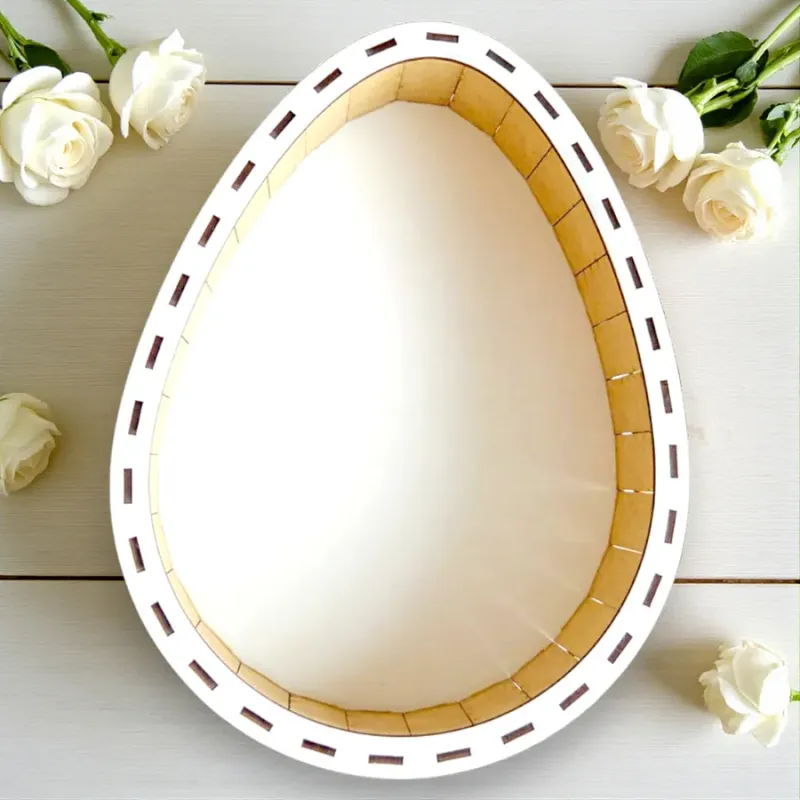 Pudełko jajko niespodzianka XXL w środku