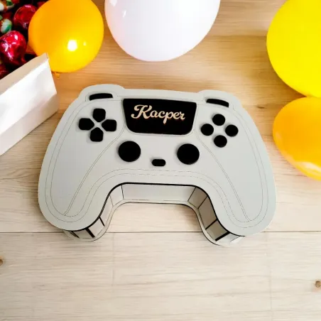 Gamingowy box ze słodyczami i imieniem – personalizowane wieczko w kształcie kontrolera