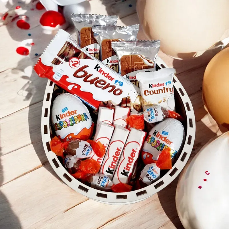 Personalizowana słodka niespodzianka w formie jajka – wnętrze pudełka