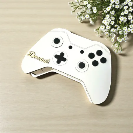 Personalizowana słodka niespodzianka w formie pada gamingowego z imieniem